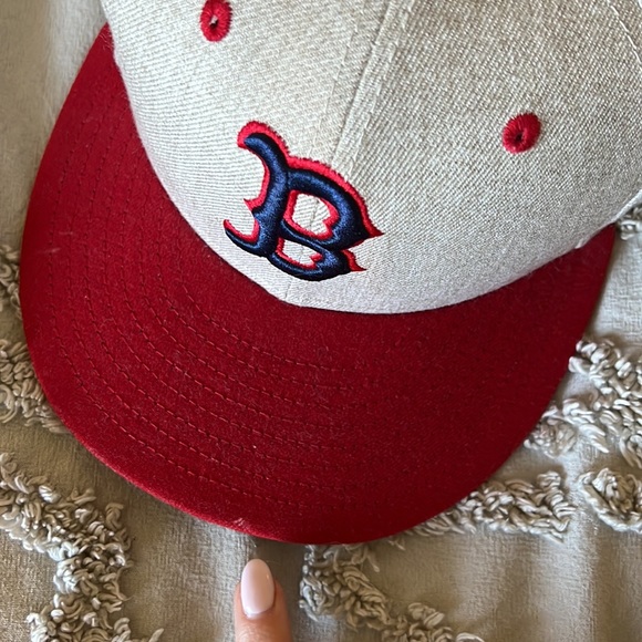 Boston Red Sox fitted hat - Picture 5 of 7